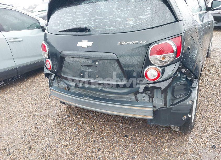 Photo 6 of 2014 Chevrolet Sonic LT AUTO (VIN 1G1JC6SH2E4163629)
