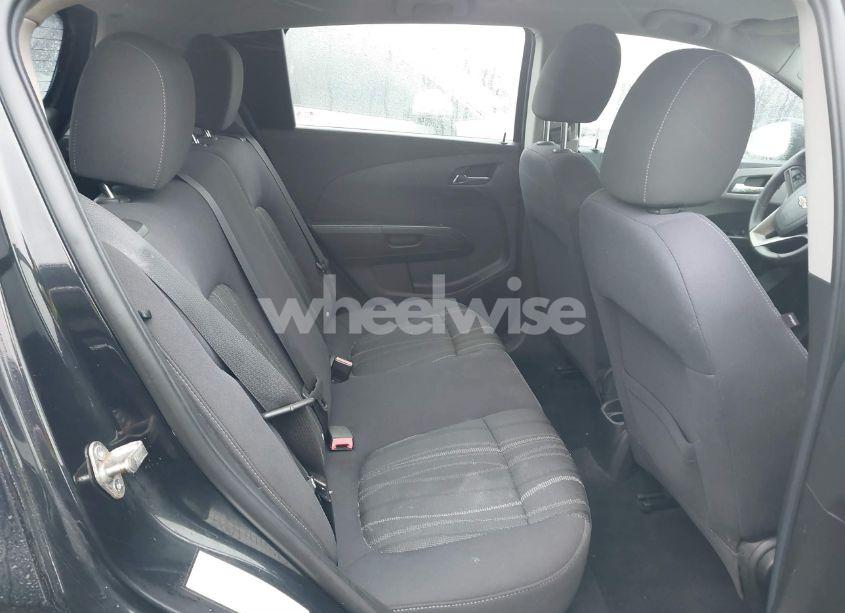 Photo 8 of 2014 Chevrolet Sonic LT AUTO (VIN 1G1JC6SH2E4163629)