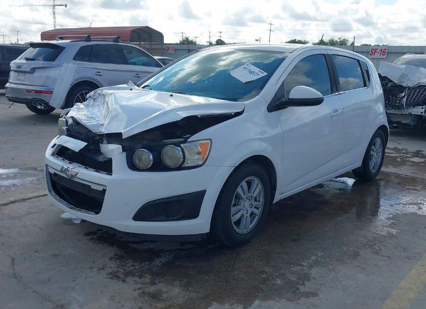 Photo 2 of 2015 Chevrolet Sonic LT AUTO (VIN 1G1JC6SH2F4109376)