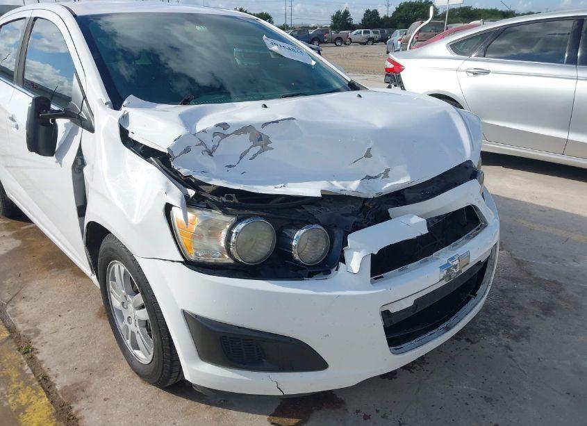 Photo 6 of 2015 Chevrolet Sonic LT AUTO (VIN 1G1JC6SH2F4109376)