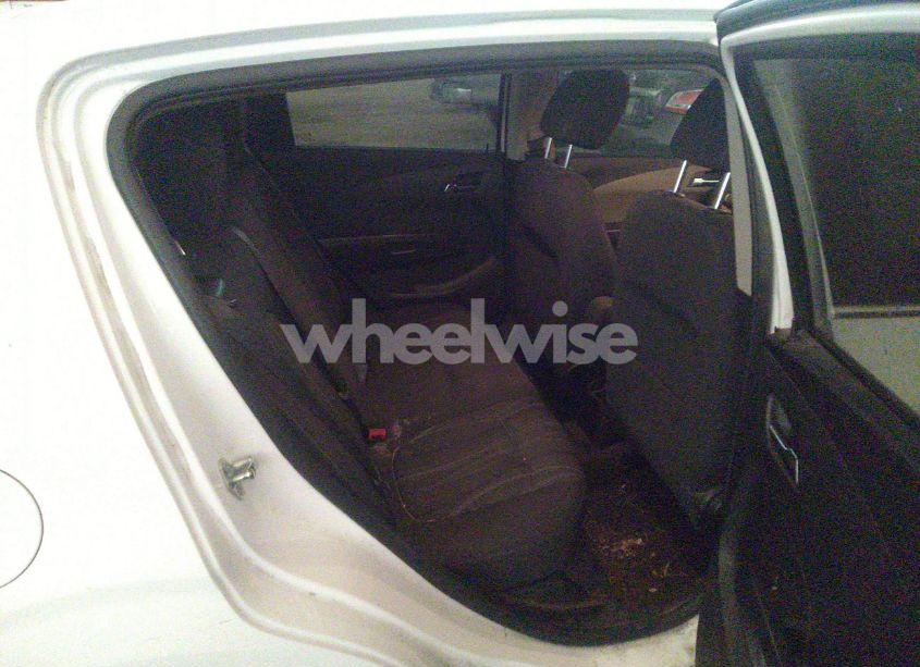 Photo 8 of 2015 Chevrolet Sonic LT AUTO (VIN 1G1JC6SH2F4112262)