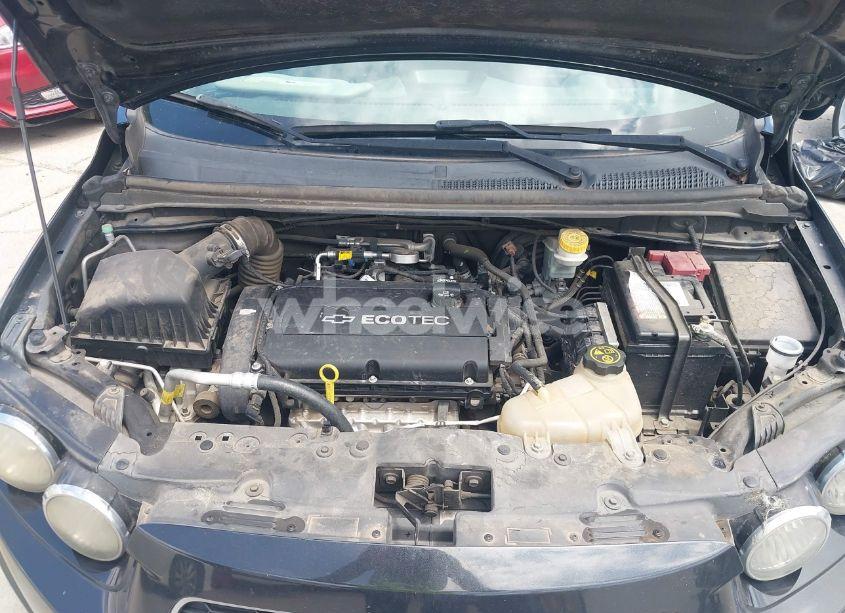 Photo 10 of 2015 Chevrolet Sonic LT AUTO (VIN 1G1JC6SH2F4123794)