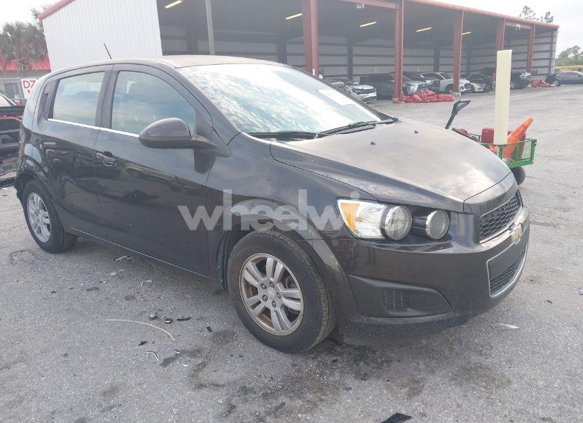 2015 Chevrolet Sonic LT AUTO (VIN 1G1JC6SH2F4161722) main photo