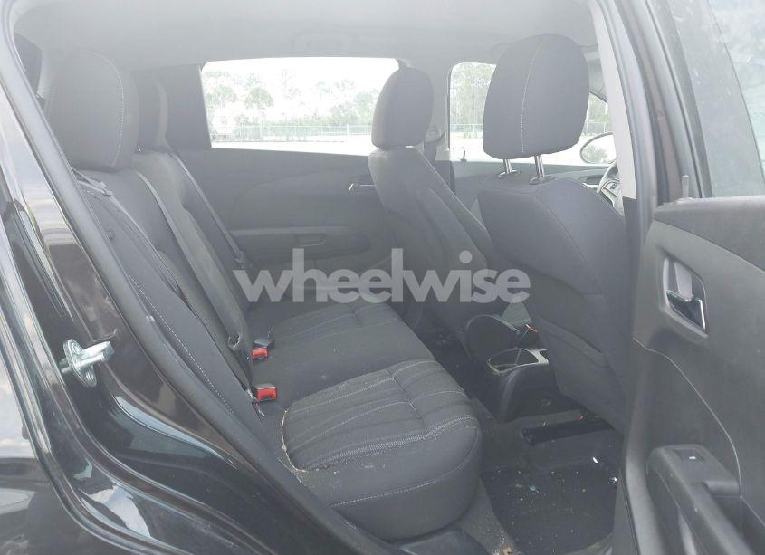 Photo 8 of 2015 Chevrolet Sonic LT AUTO (VIN 1G1JC6SH2F4161722)