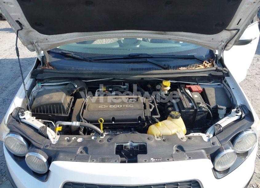 Photo 10 of 2012 Chevrolet Sonic 2LT (VIN 1G1JC6SH3C4104943)