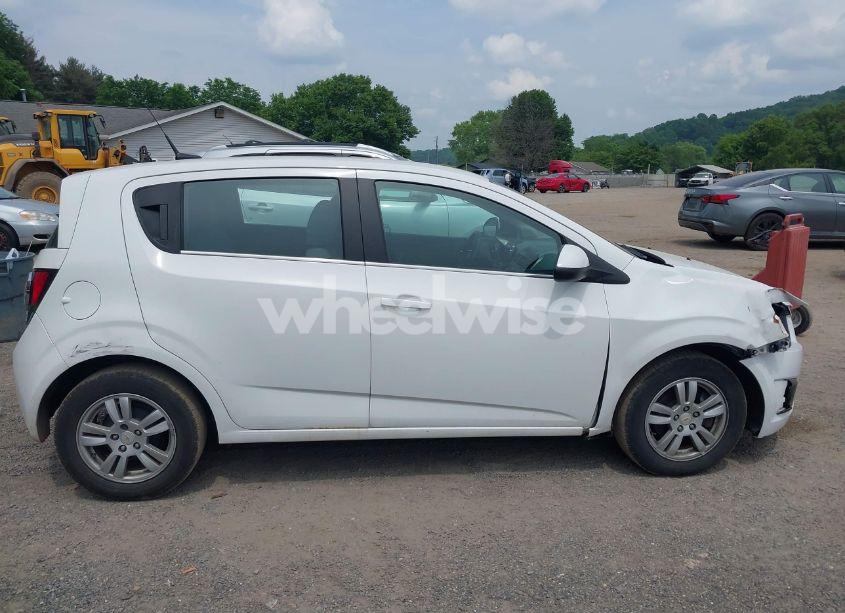 Photo 14 of 2012 Chevrolet Sonic 2LT (VIN 1G1JC6SH3C4105414)