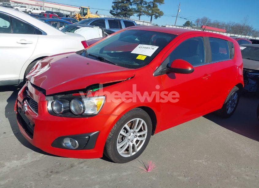 Photo 2 of 2012 Chevrolet Sonic 2LT (VIN 1G1JC6SH3C4217923)