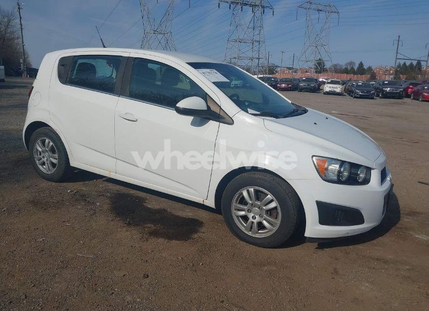 2014 Chevrolet Sonic LT AUTO (VIN 1G1JC6SH3E4100300) main photo