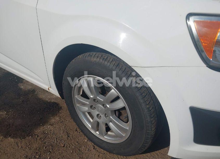 Photo 12 of 2014 Chevrolet Sonic LT AUTO (VIN 1G1JC6SH3E4100300)