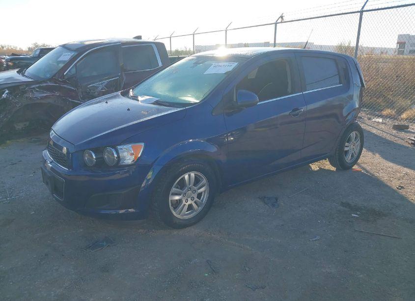 Photo 2 of 2014 Chevrolet Sonic LT AUTO (VIN 1G1JC6SH3E4229556)