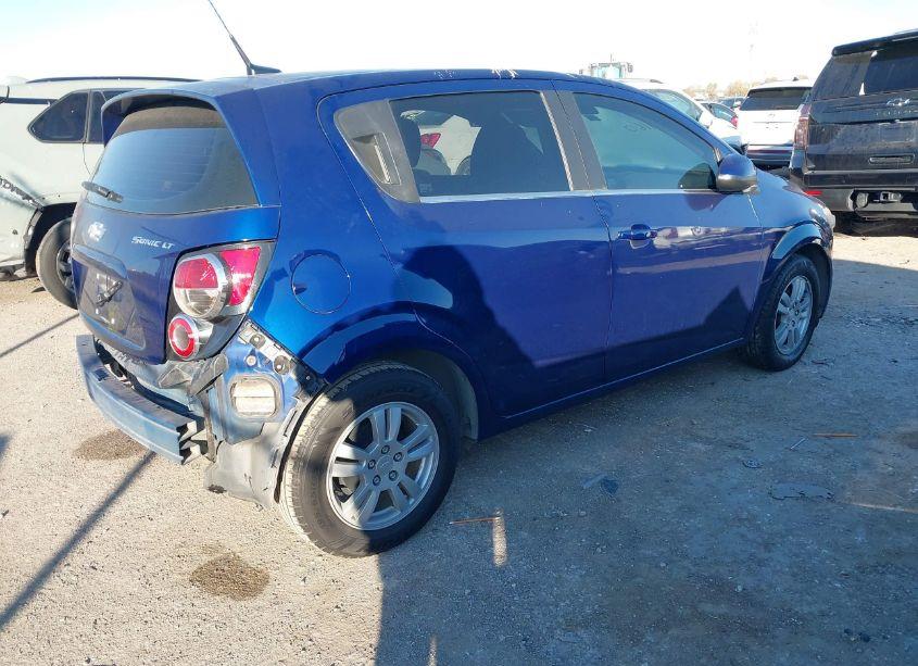 Photo 4 of 2014 Chevrolet Sonic LT AUTO (VIN 1G1JC6SH3E4229556)