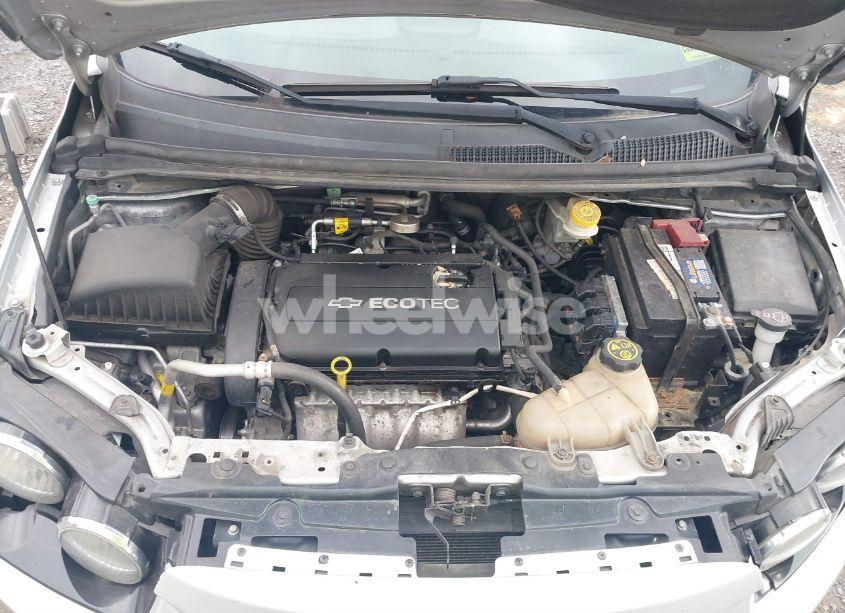 Photo 10 of 2014 Chevrolet Sonic LT AUTO (VIN 1G1JC6SH3E4234286)