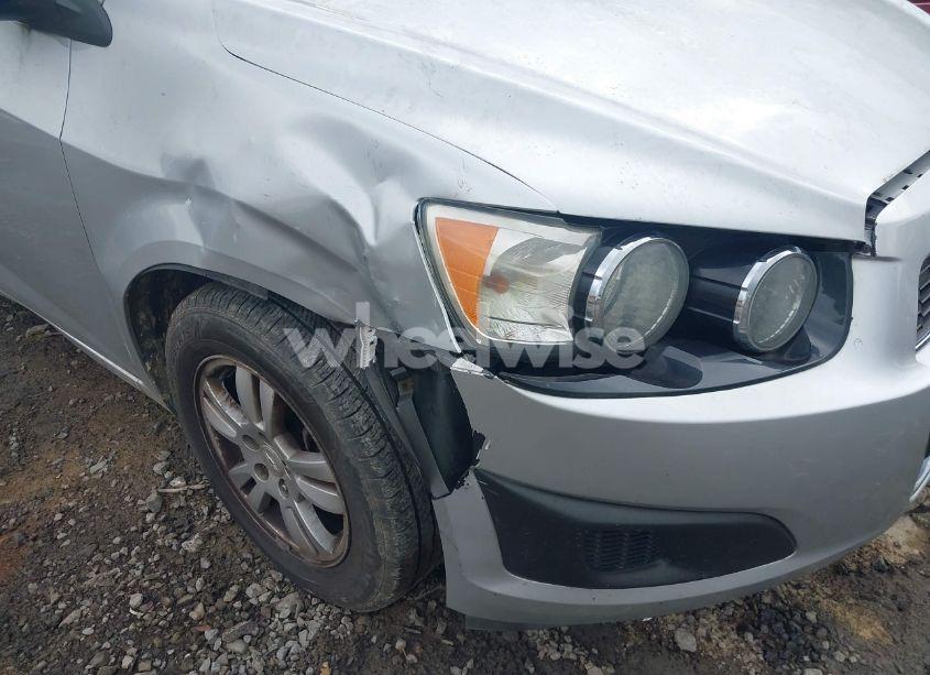 Photo 13 of 2014 Chevrolet Sonic LT AUTO (VIN 1G1JC6SH3E4234286)