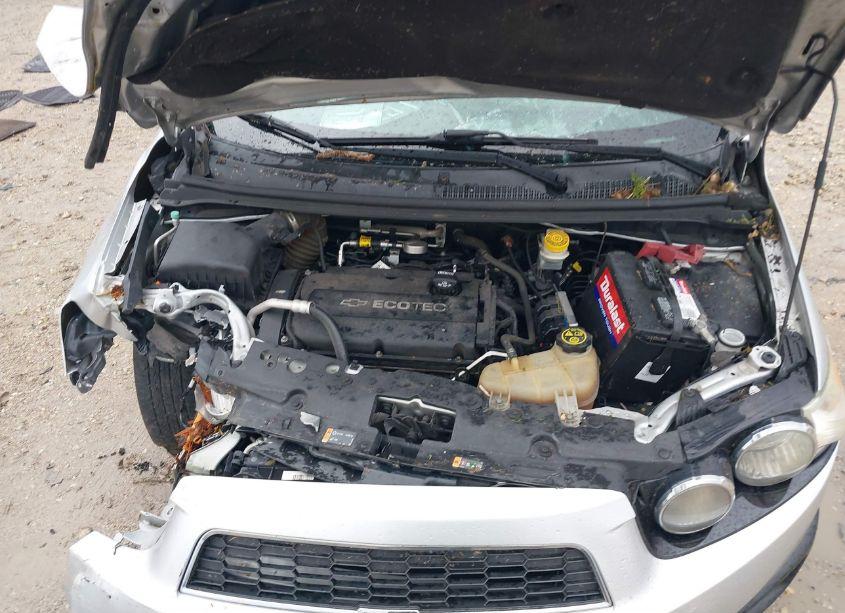 Photo 10 of 2015 Chevrolet Sonic LT AUTO (VIN 1G1JC6SH3F4123352)