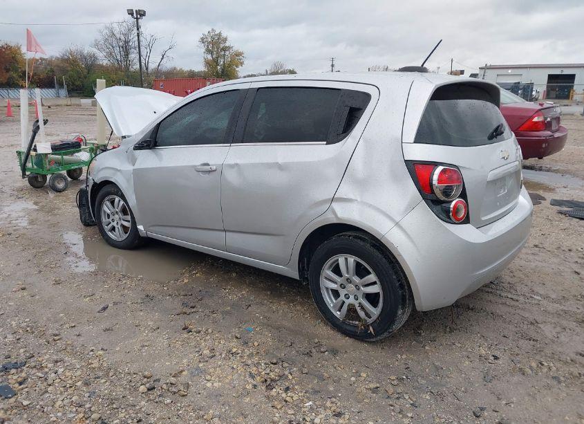 Photo 3 of 2015 Chevrolet Sonic LT AUTO (VIN 1G1JC6SH3F4123352)