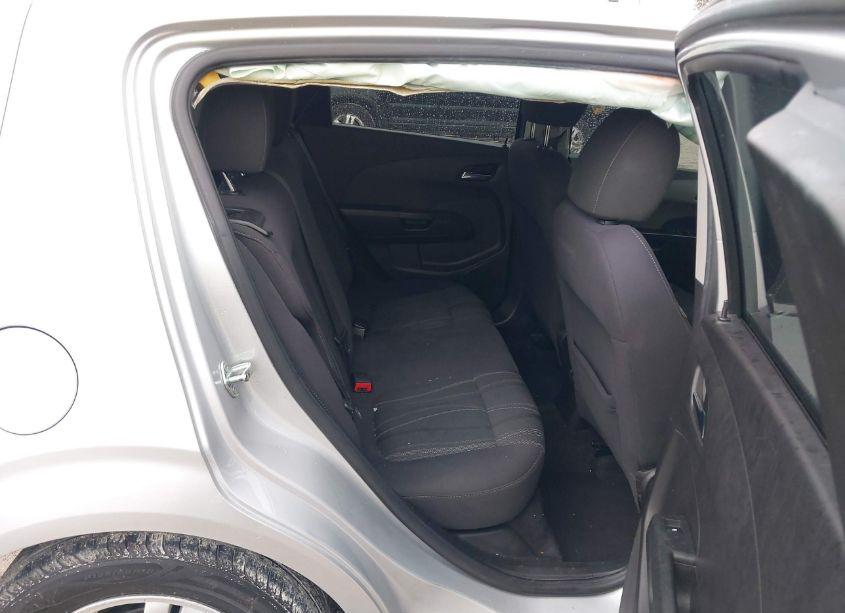 Photo 8 of 2015 Chevrolet Sonic LT AUTO (VIN 1G1JC6SH3F4123352)