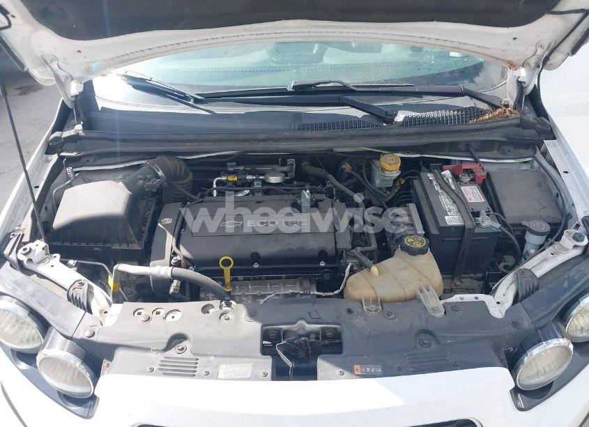 Photo 10 of 2015 Chevrolet Sonic LT AUTO (VIN 1G1JC6SH3F4124050)