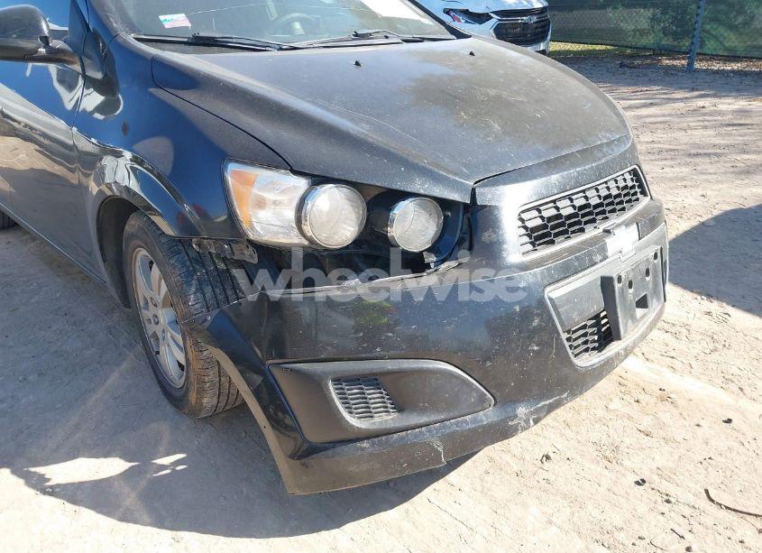 Photo 6 of 2016 Chevrolet Sonic LT AUTO (VIN 1G1JC6SH3G4109548)