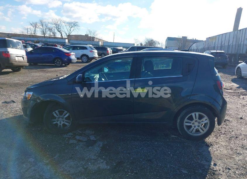 Photo 14 of 2016 Chevrolet Sonic LT AUTO (VIN 1G1JC6SH3G4160693)