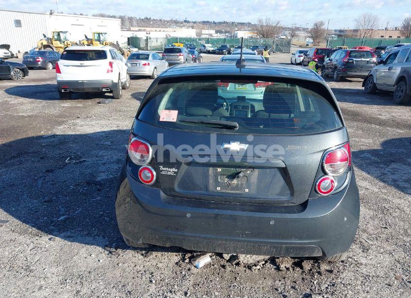 Photo 16 of 2016 Chevrolet Sonic LT AUTO (VIN 1G1JC6SH3G4160693)