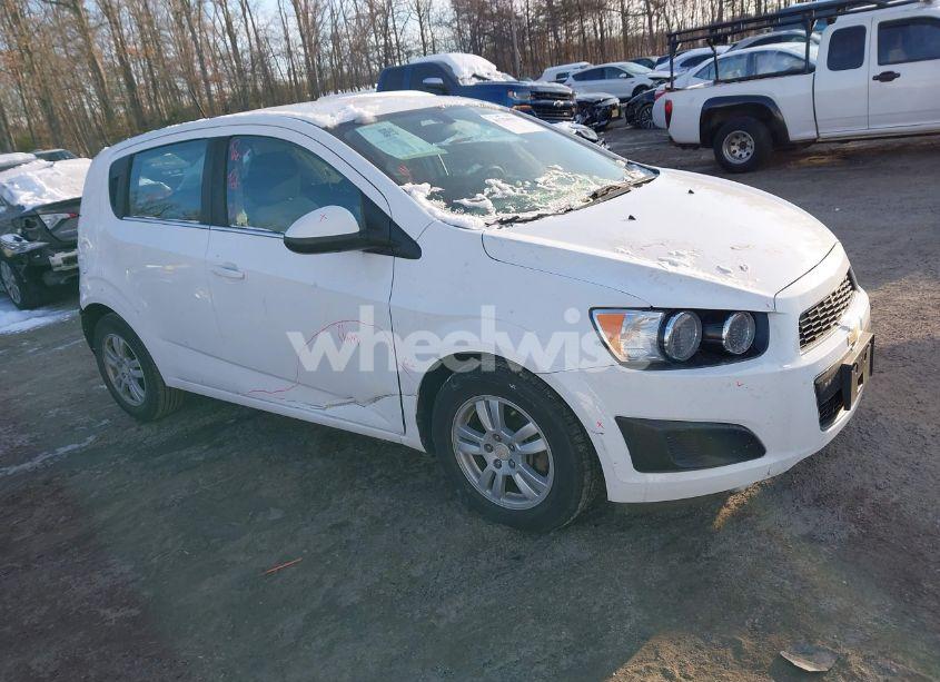 2016 Chevrolet Sonic LT AUTO (VIN 1G1JC6SH3G4172360) main photo
