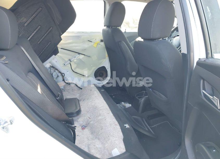 Photo 8 of 2016 Chevrolet Sonic LT AUTO (VIN 1G1JC6SH3G4172360)