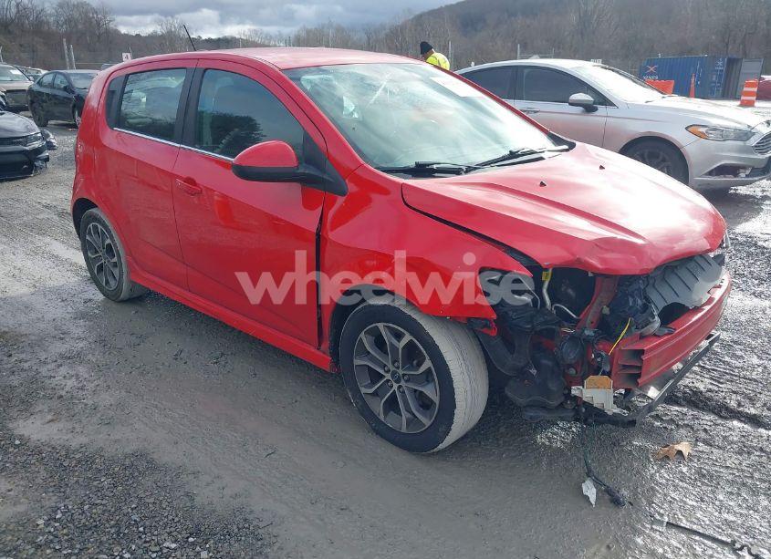 2018 Chevrolet Sonic LT MANUAL (VIN 1G1JC6SH3J4128155) main photo