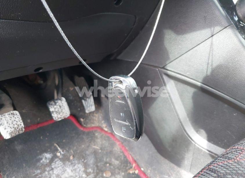 Photo 11 of 2018 Chevrolet Sonic LT MANUAL (VIN 1G1JC6SH3J4128155)