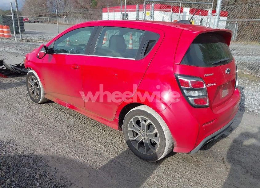 Photo 3 of 2018 Chevrolet Sonic LT MANUAL (VIN 1G1JC6SH3J4128155)