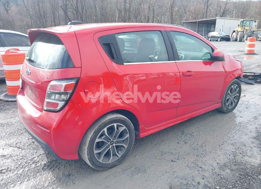 Photo 4 of 2018 Chevrolet Sonic LT MANUAL (VIN 1G1JC6SH3J4128155)