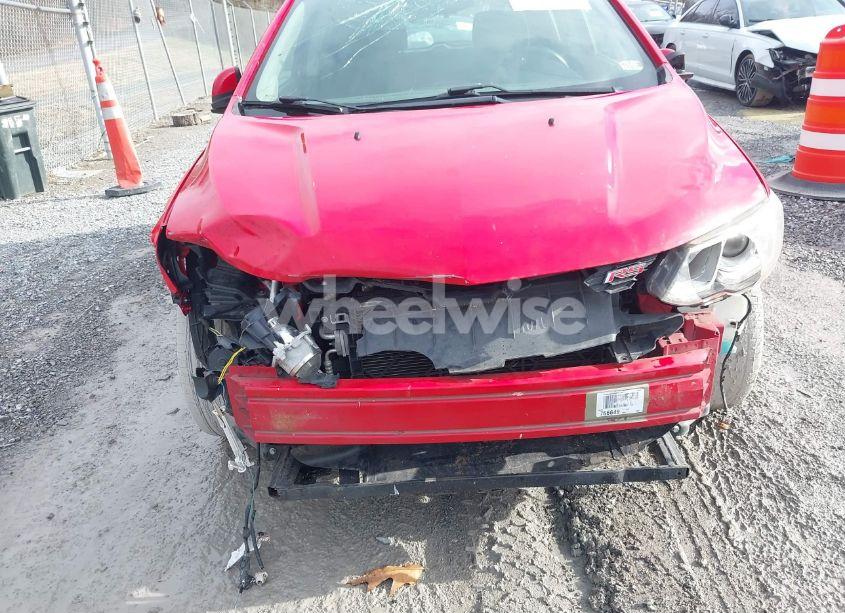 Photo 6 of 2018 Chevrolet Sonic LT MANUAL (VIN 1G1JC6SH3J4128155)