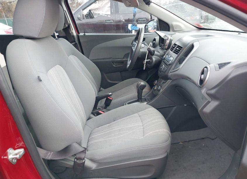 Photo 5 of 2012 Chevrolet Sonic 2LT (VIN 1G1JC6SH4C4117832)