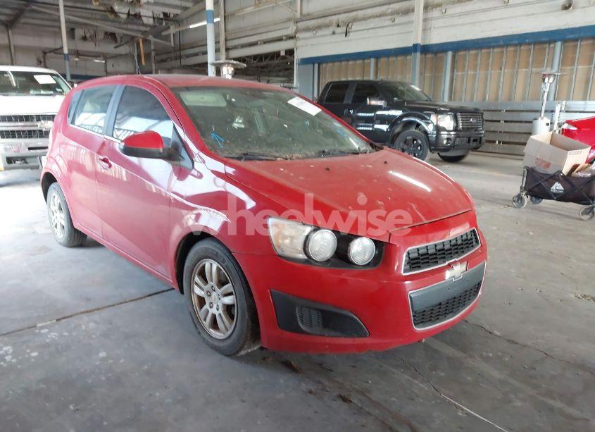 2012 Chevrolet Sonic 2LT (VIN 1G1JC6SH4C4137479) main photo