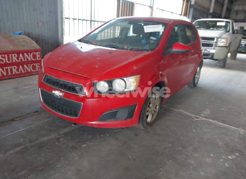 Photo 2 of 2012 Chevrolet Sonic 2LT (VIN 1G1JC6SH4C4137479)