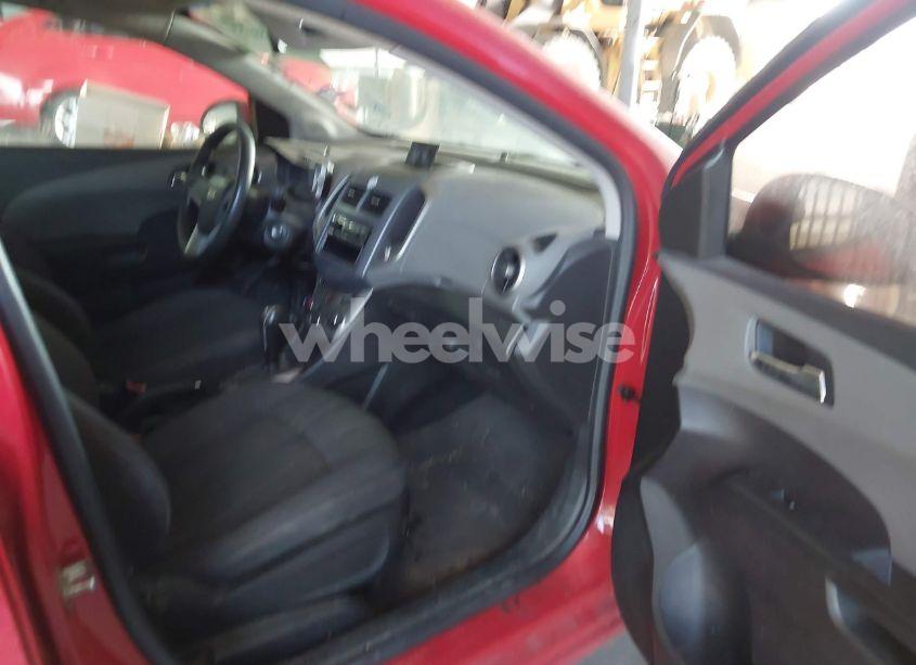 Photo 5 of 2012 Chevrolet Sonic 2LT (VIN 1G1JC6SH4C4137479)