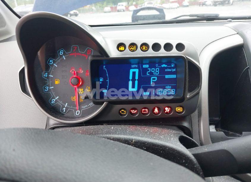 Photo 7 of 2012 Chevrolet Sonic 2LT (VIN 1G1JC6SH4C4207465)