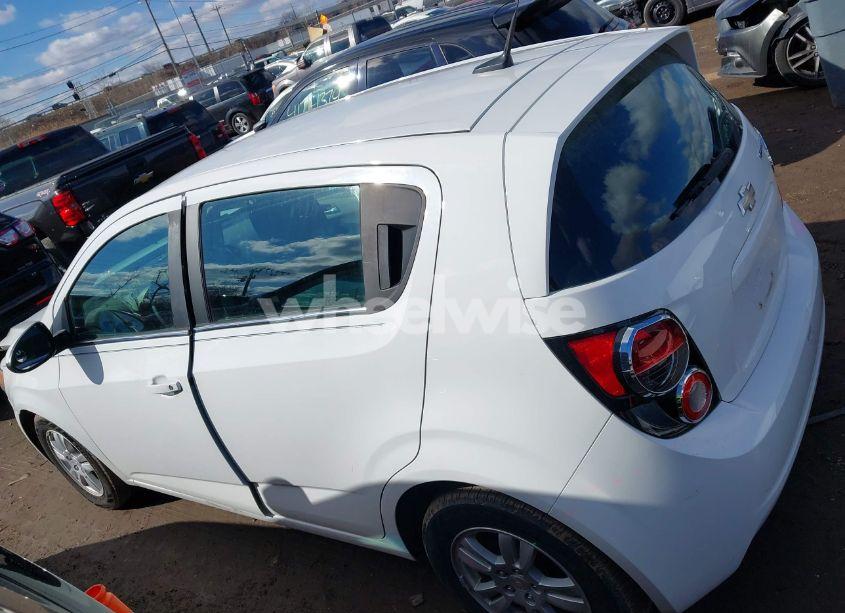 Photo 14 of 2014 Chevrolet Sonic LT AUTO (VIN 1G1JC6SH4E4216055)