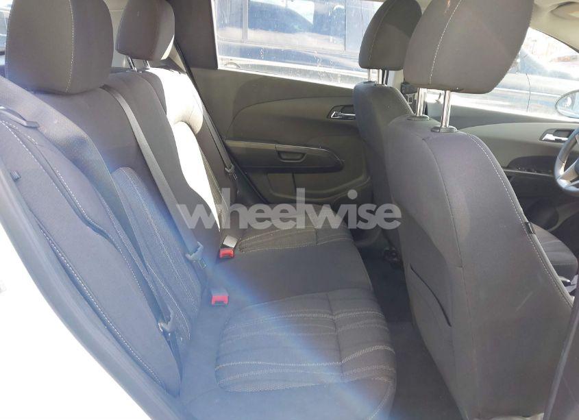 Photo 8 of 2014 Chevrolet Sonic LT AUTO (VIN 1G1JC6SH4E4216055)