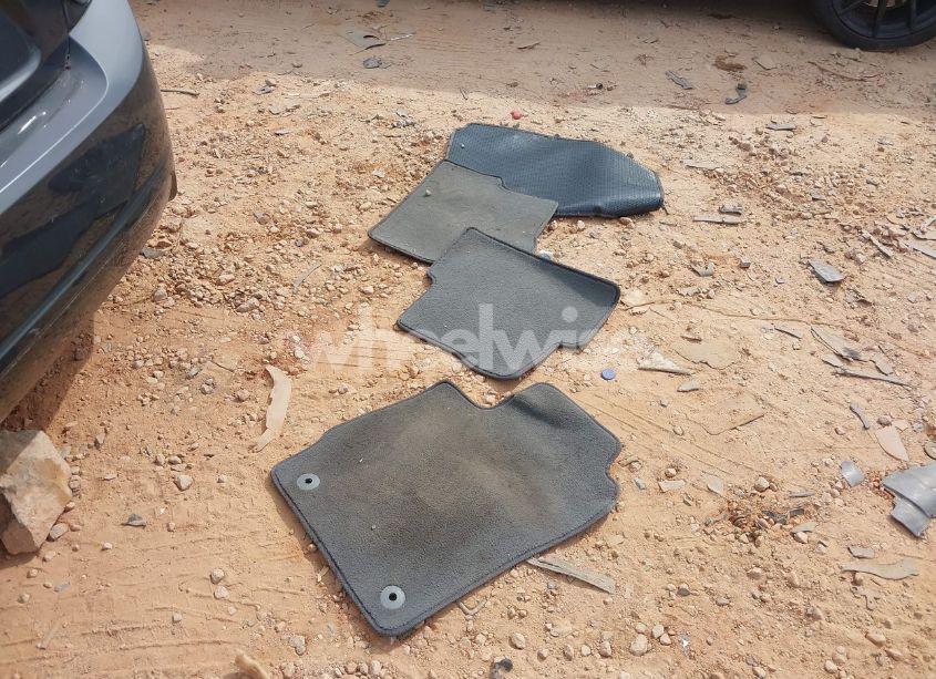 Photo 12 of 2015 Chevrolet Sonic LT AUTO (VIN 1G1JC6SH4F4150804)