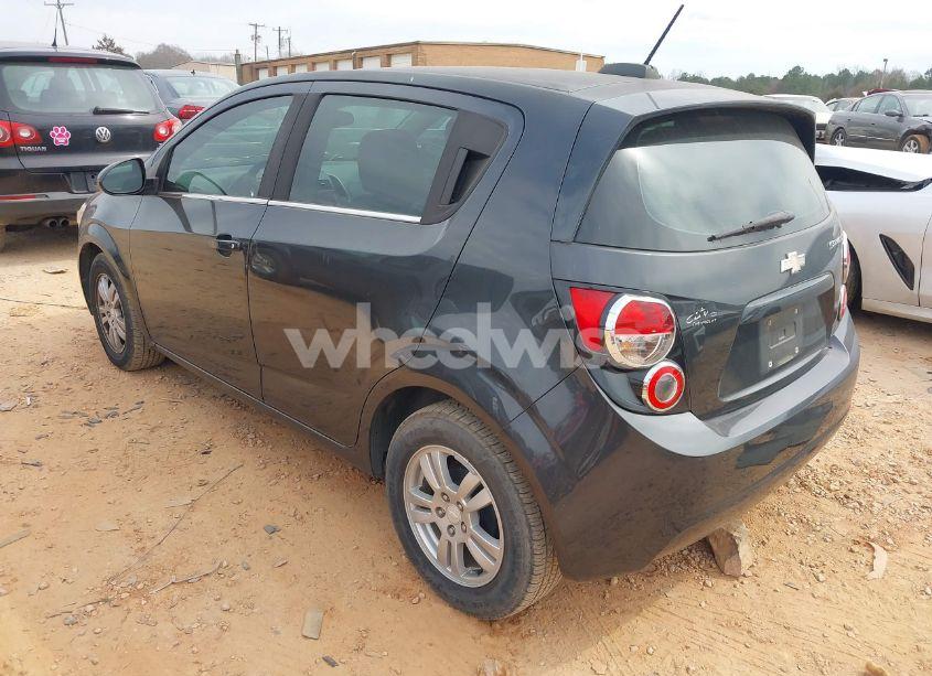 Photo 3 of 2015 Chevrolet Sonic LT AUTO (VIN 1G1JC6SH4F4150804)