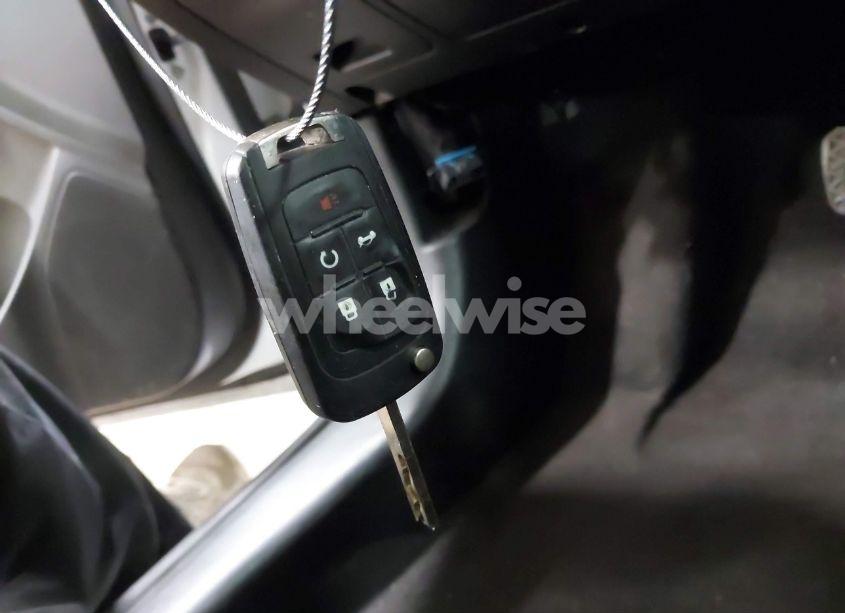 Photo 11 of 2015 Chevrolet Sonic LT AUTO (VIN 1G1JC6SH4F4151872)