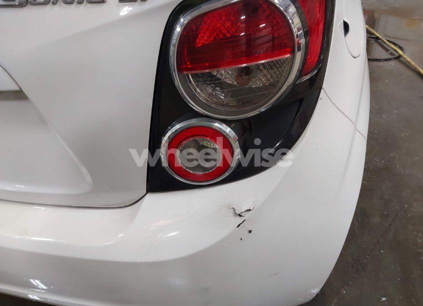 Photo 17 of 2015 Chevrolet Sonic LT AUTO (VIN 1G1JC6SH4F4151872)