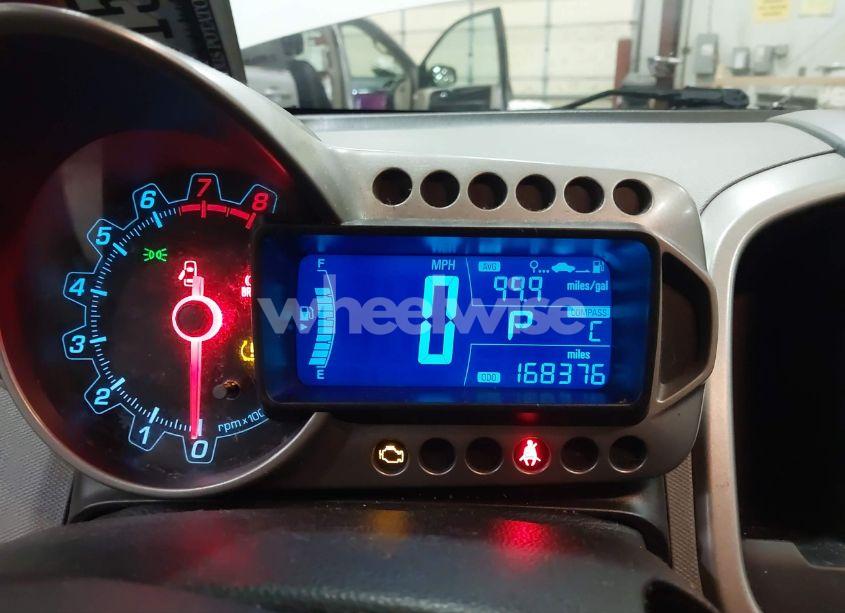 Photo 7 of 2015 Chevrolet Sonic LT AUTO (VIN 1G1JC6SH4F4151872)