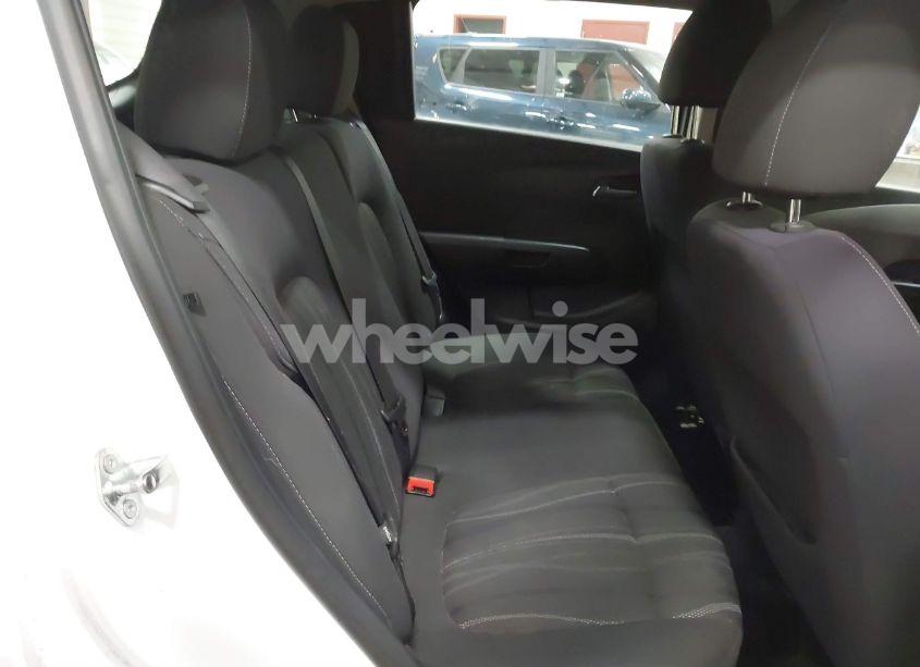 Photo 8 of 2015 Chevrolet Sonic LT AUTO (VIN 1G1JC6SH4F4151872)