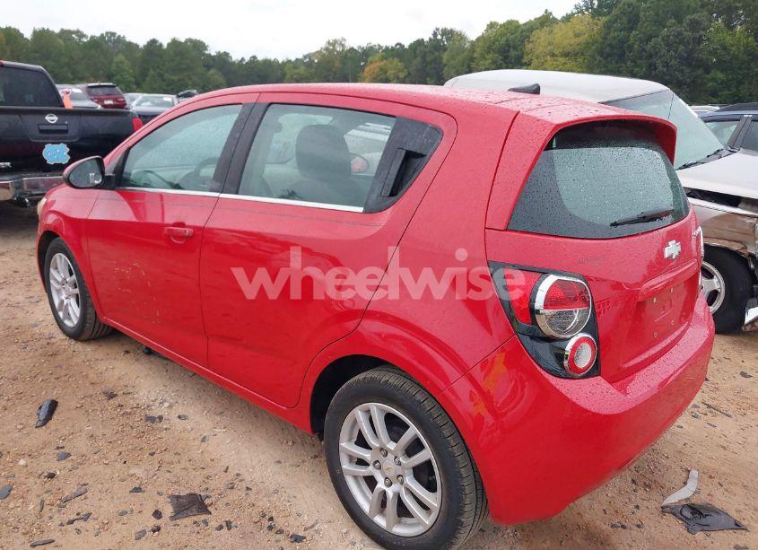 Photo 3 of 2012 Chevrolet Sonic 2LT (VIN 1G1JC6SH5C4151939)