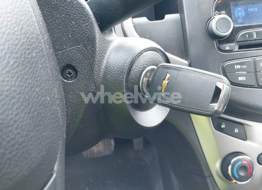 Photo 11 of 2013 Chevrolet Sonic LT AUTO (VIN 1G1JC6SH5D4175739)