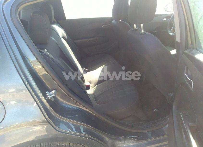 Photo 8 of 2013 Chevrolet Sonic LT AUTO (VIN 1G1JC6SH5D4220307)