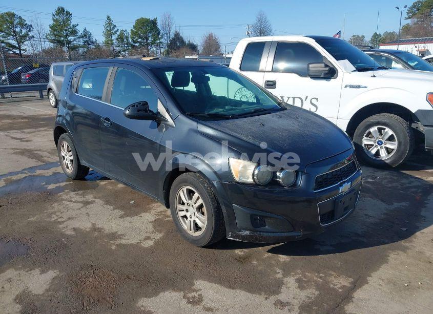 2015 Chevrolet Sonic LT AUTO (VIN 1G1JC6SH5F4111445) main photo