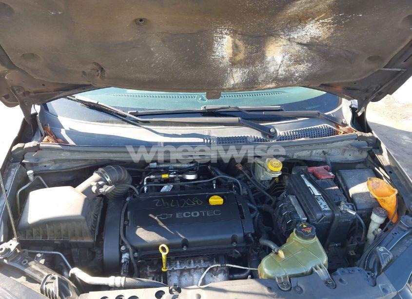 Photo 10 of 2015 Chevrolet Sonic LT AUTO (VIN 1G1JC6SH5F4111445)