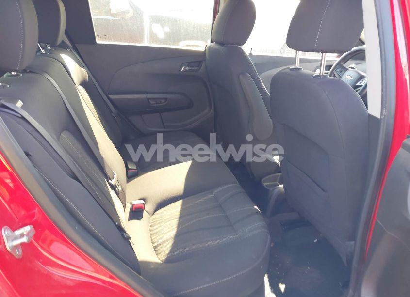 Photo 7 of 2015 Chevrolet Sonic LT AUTO (VIN 1G1JC6SH5F4143733)